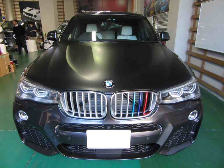 カーラッピング　BMW　X4
